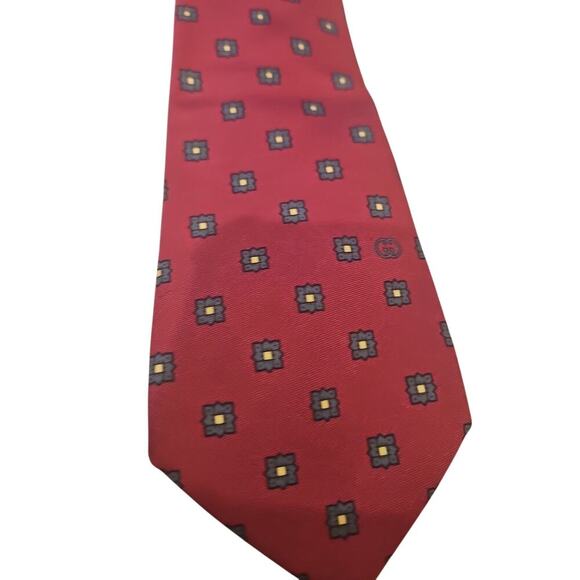 Gucci Other - Gucci Seta Silk Tie Pattern Red